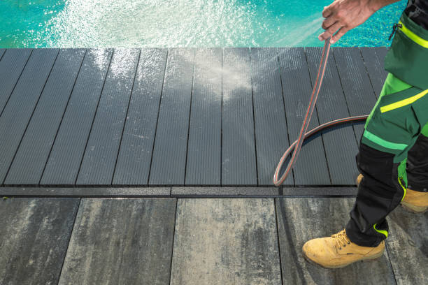Best Sidewalk Pressure Washing  in , CO